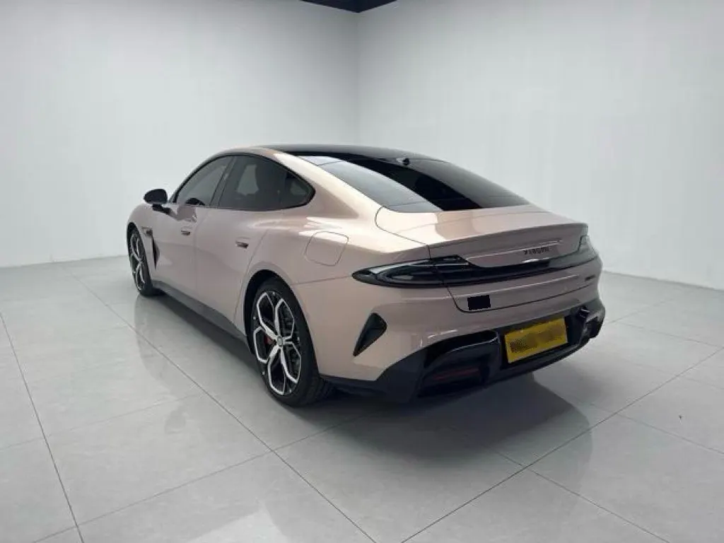 MI 2026 SU7 Standard Edition Automatic Gear 4
