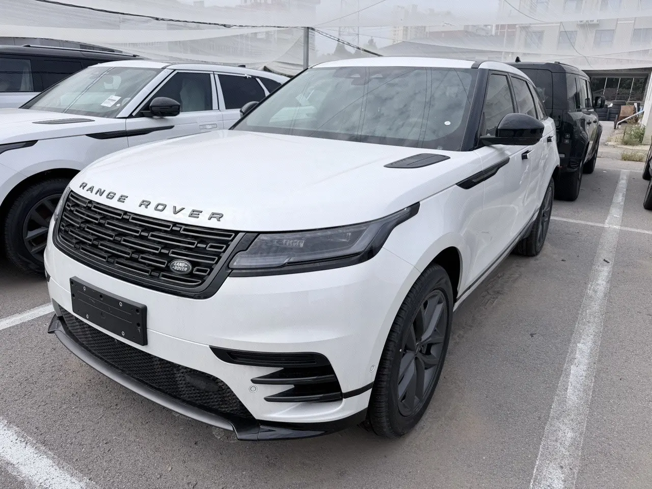 Land Rover Range Rover Star Pulse (Imported) 2026 Range Rover Star Pulse 2.0T 250PS Dynamic SE Automatic Gear - View 1