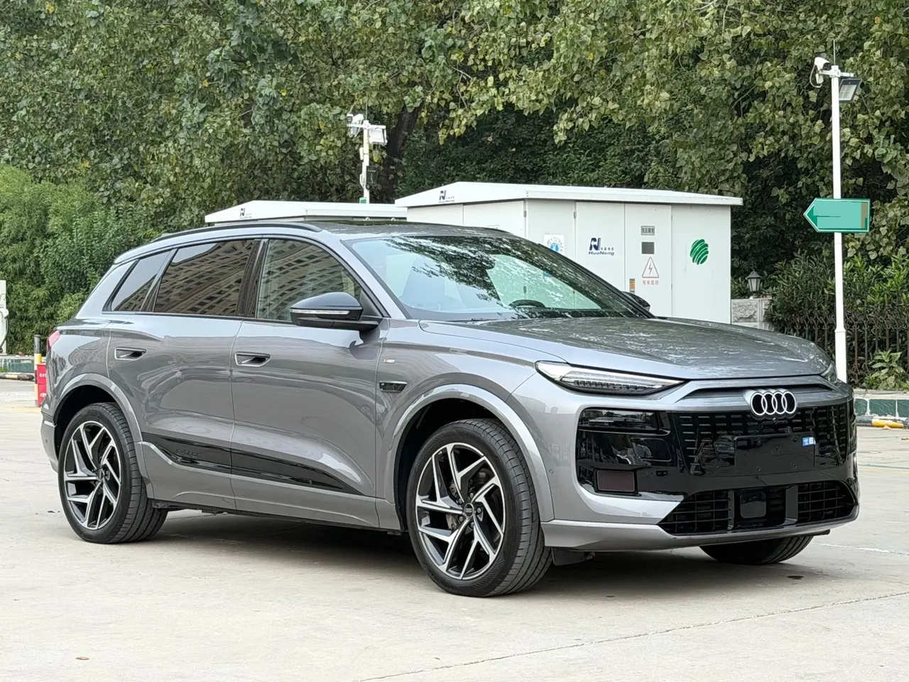 Audi 2026 Q6L Sportback e-tron Starts Pilot Edition Automatic Gear 3