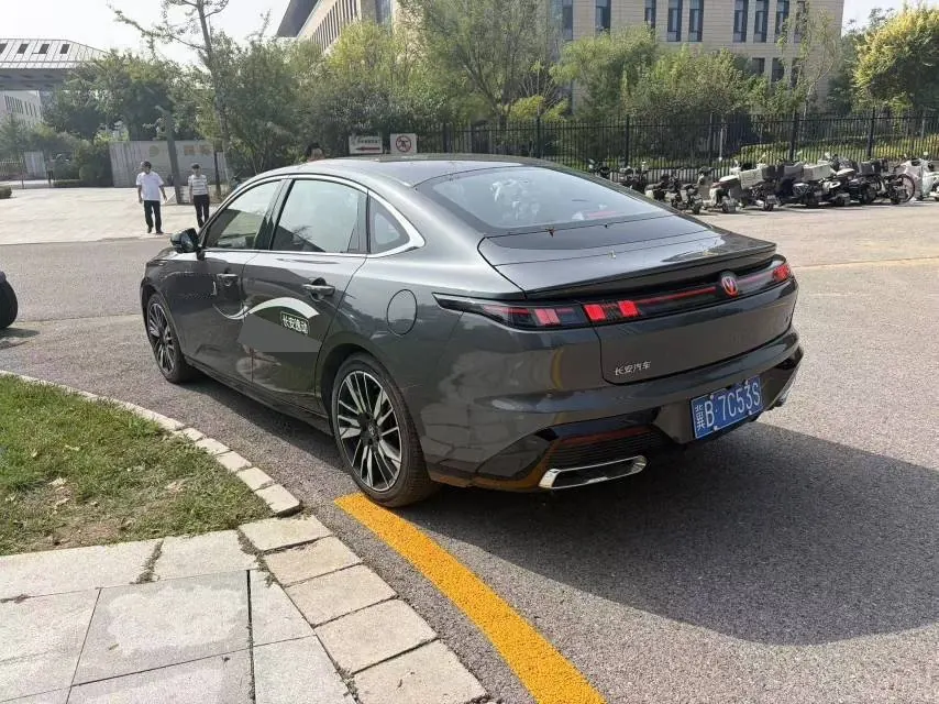 ChangAn 2026 Eado 1.5T 500Bar Smart Luxury Automatic 3