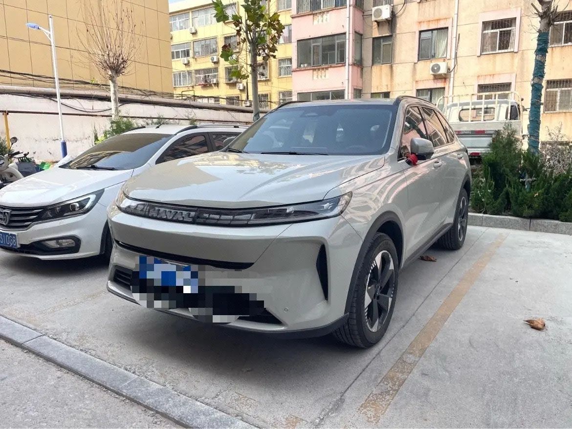 Открыть галерею: Haval 2026 H6L 1.5T Max automatic gear