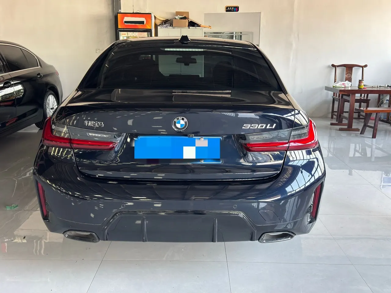 BMW 3 Series 2026 330Li 2.0T Exclusive M Sports Obsidian Night Suit Automatic Gear 7