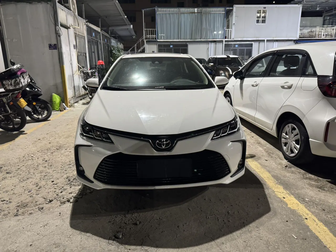 Toyota 2022 corolla 1.2T stepless pioneer PLUS version automatic gear 3