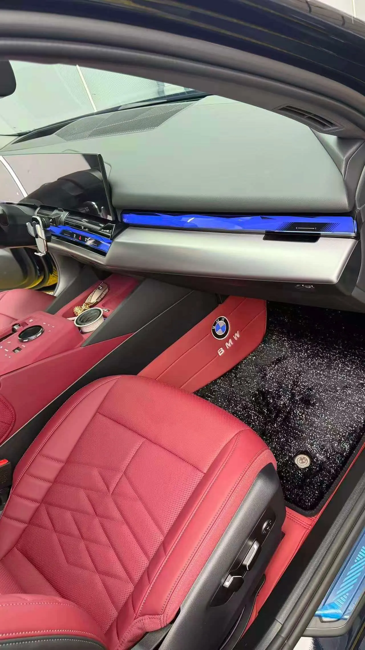 BMW 5 Series 2026 model 530Li 48V 2.0T Leading Edition M Sport Package Automatic 4