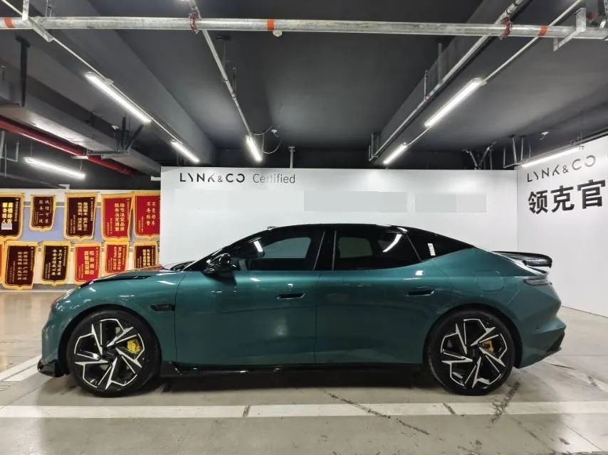 LYNK&amp;CO 2026 LYNK&amp;CO 10 816 Super Long Endurance Ultra Auto 8