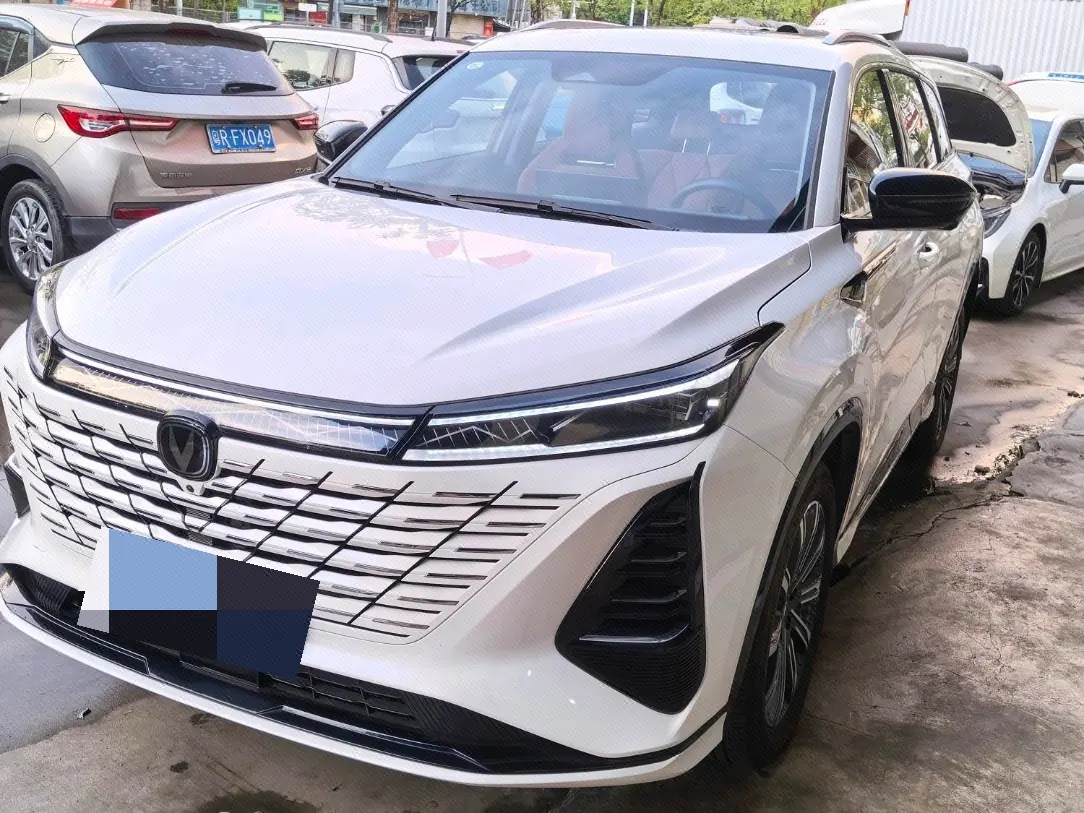 Open image lightbox: ChangAn 2026 CS75 PLUS 1.5T Smart Champion Edition New Blue Whale Smart Navigation Automatic Gear