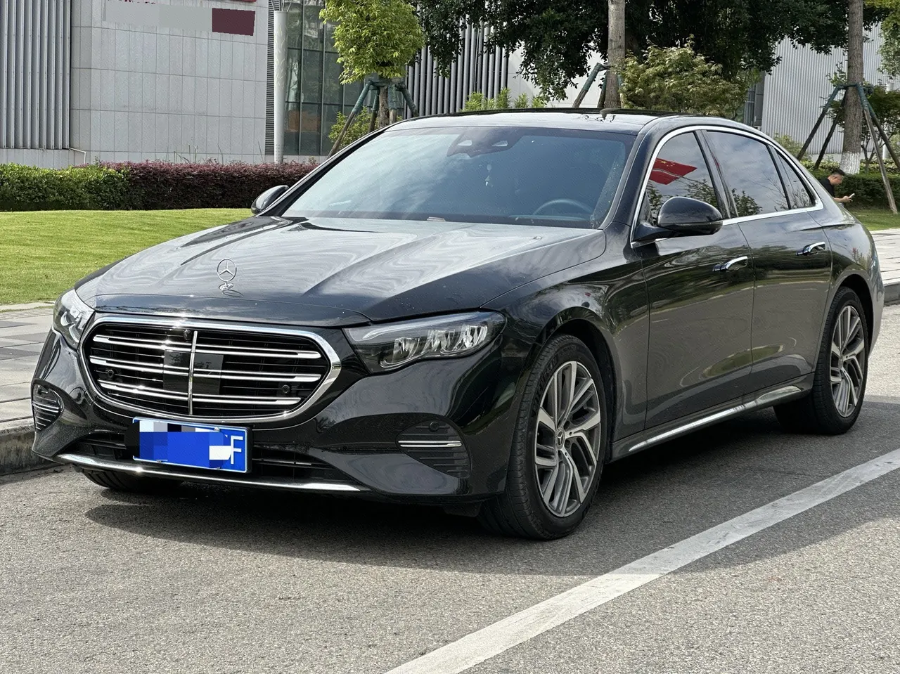 Open image lightbox: Mercedes Benz E Class 2026 E 300 L 48V 2.0T Fashion Automatic Gear