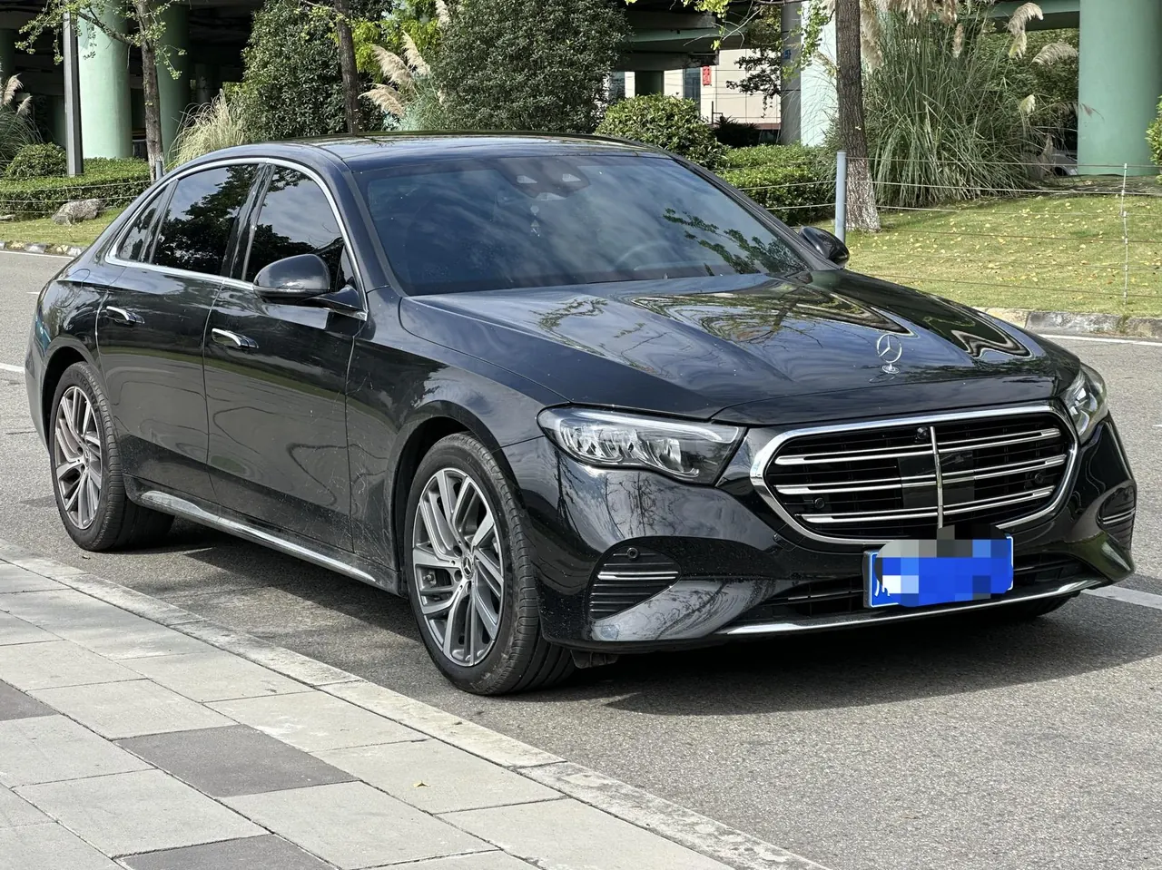 Mercedes Benz E Class 2026 E 300 L 48V 2.0T Fashion Automatic Gear 3