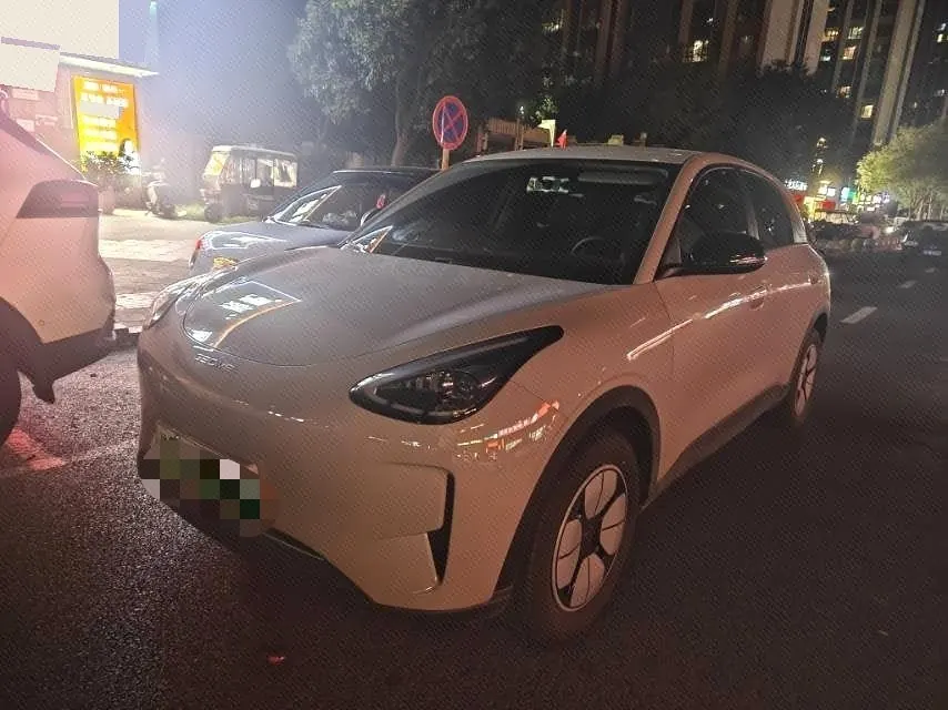 Open image lightbox: Geely 2026 star willing 410km yearning version of automatic gear