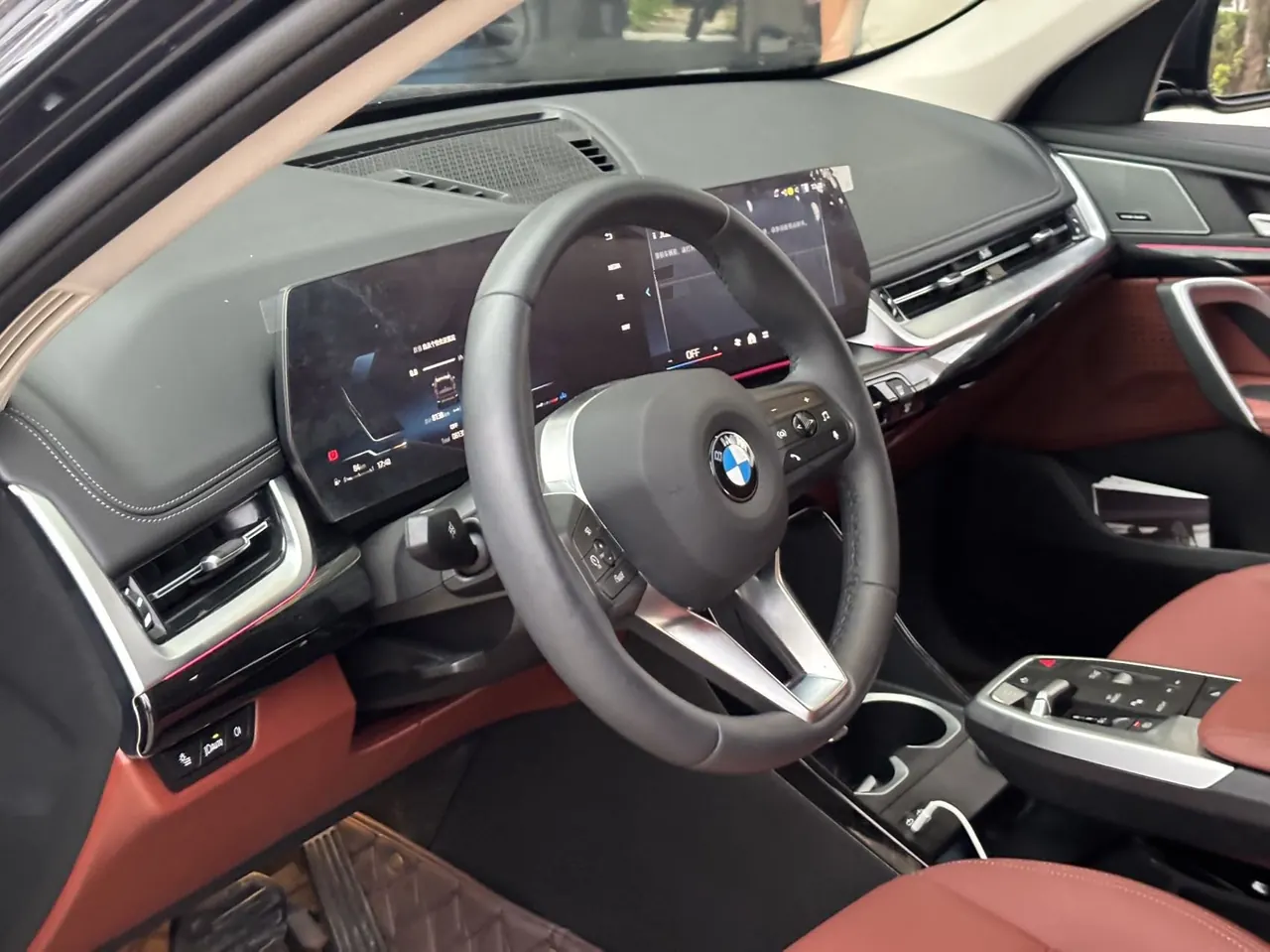 BMW 2026 X1 sDrive25Li 2.0T X design set automatic gear 3