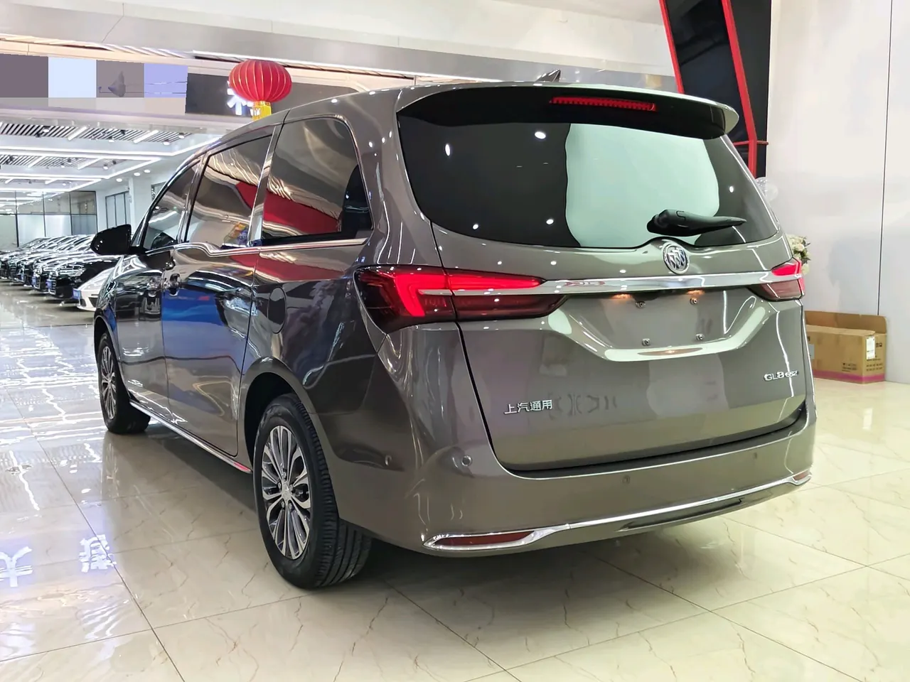 Buick 2022 GL8 Land Business Class 48V 2.0T 652T Smart and Honorable Automatic Gear 4