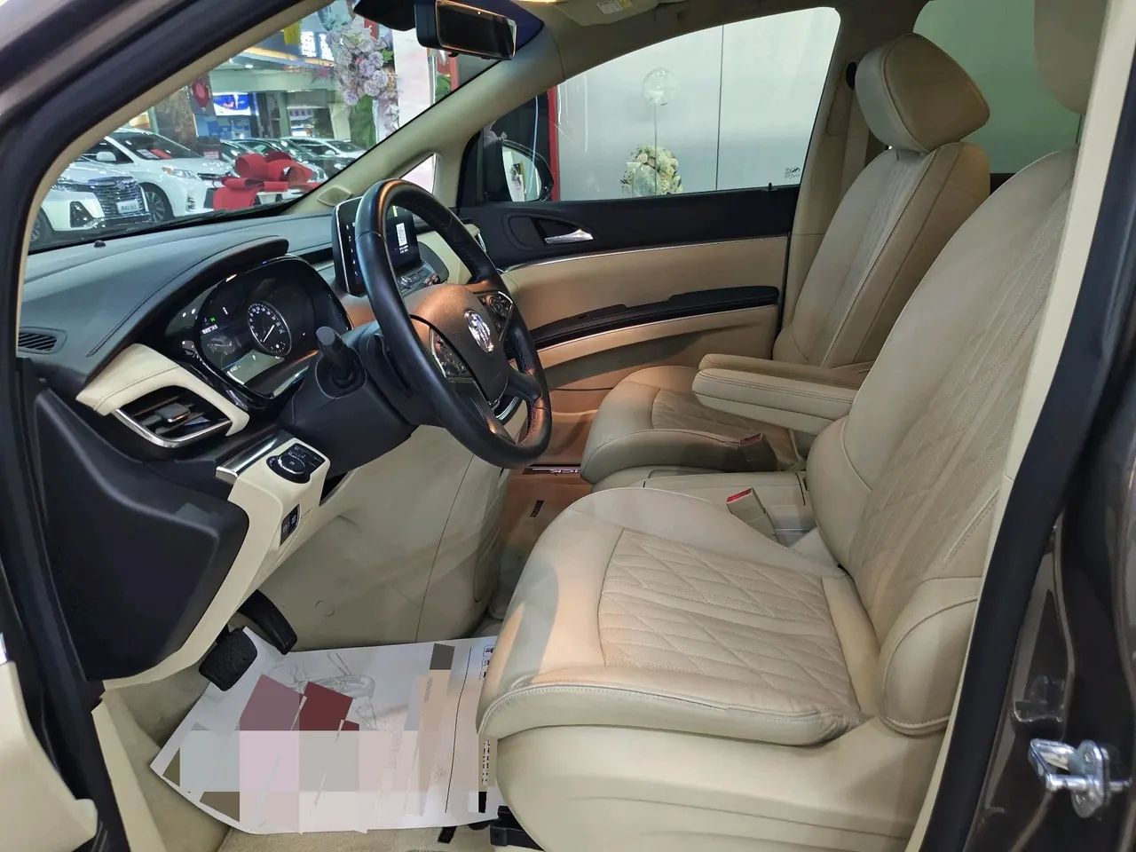 Buick 2022 GL8 Land Business Class 48V 2.0T 652T Smart and Honorable Automatic Gear 7