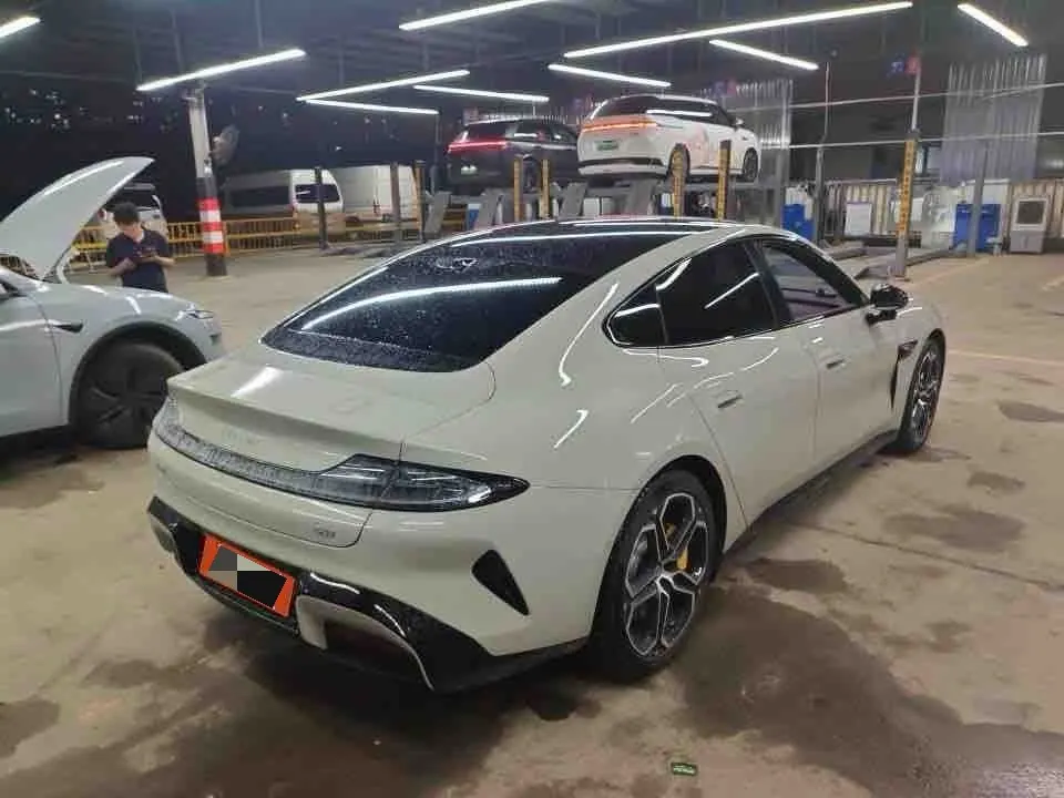MI 2026 SU7 Standard Edition Automatic Gear 3