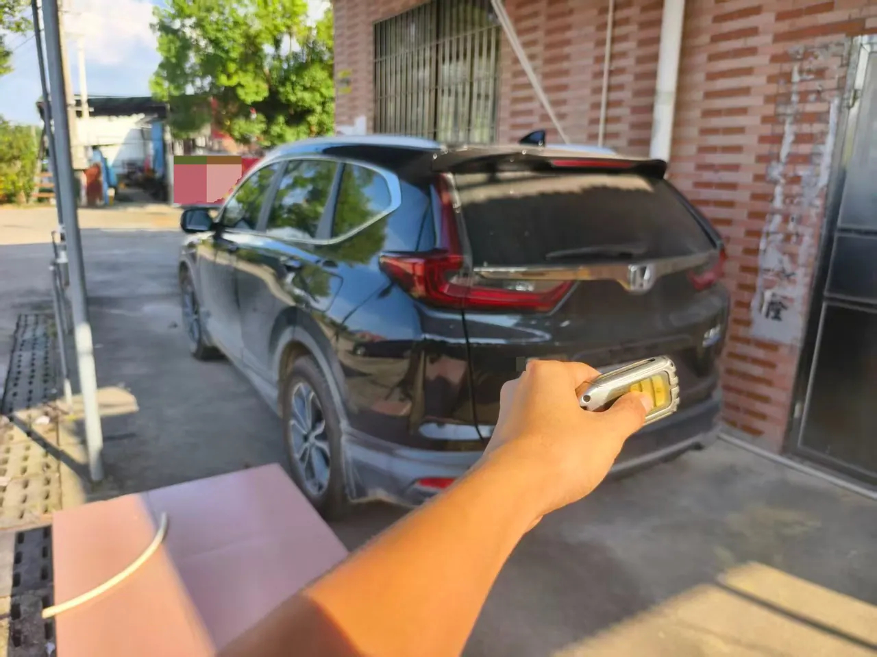 Honda 2021 CR-V hybrid 2.0 stepless two-wheel drive sharp and clean version automatic transmission 2