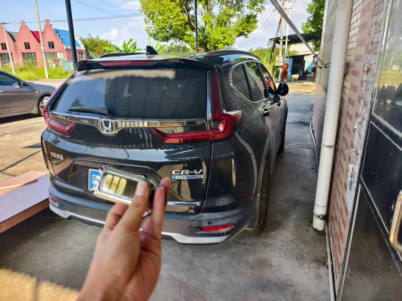 Honda 2021 CR-V hybrid 2.0 stepless two-wheel drive sharp and clean version automatic transmission 3