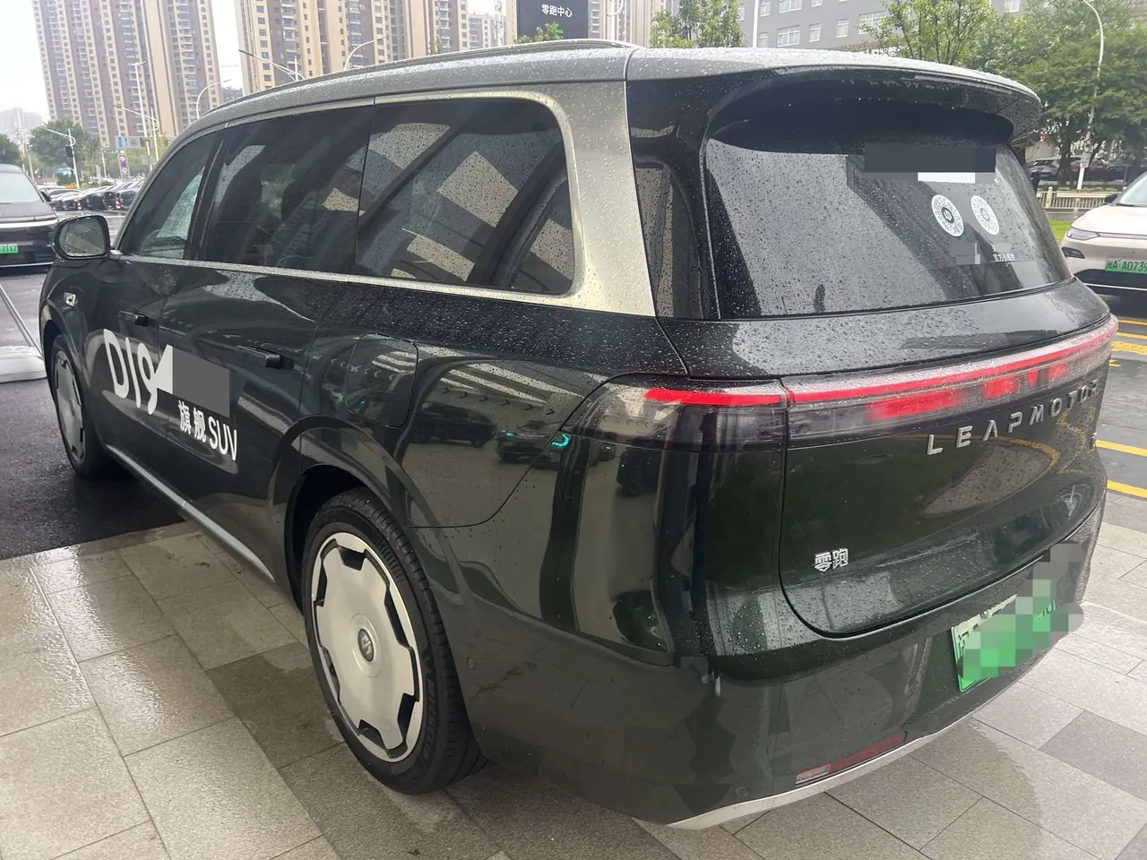 Leapmotor 2026 D 19 500 Zhizun Edition 6-seat Automatic Gear 5