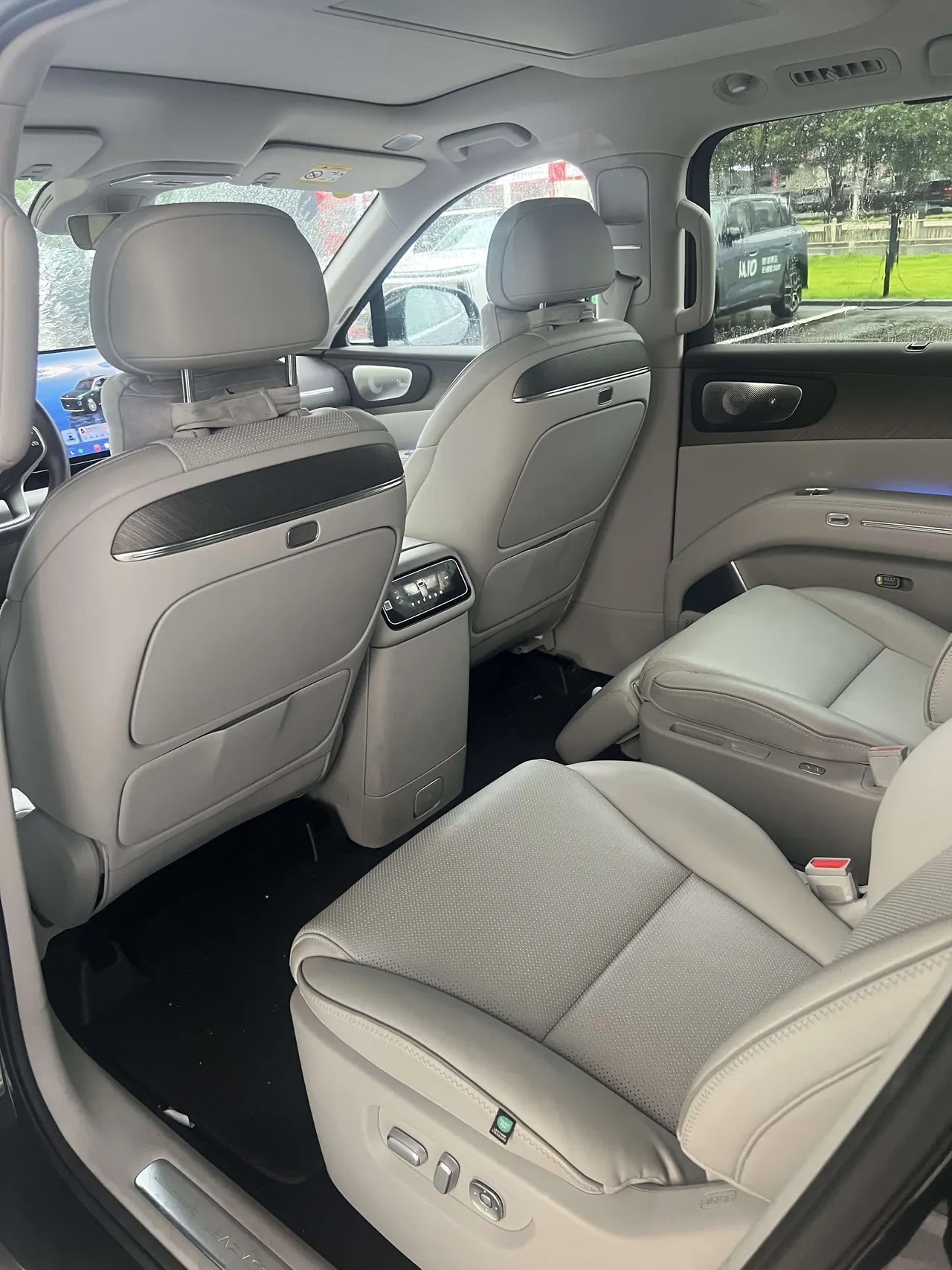 Leapmotor 2026 D 19 500 Zhizun Edition 6-seat Automatic Gear 8