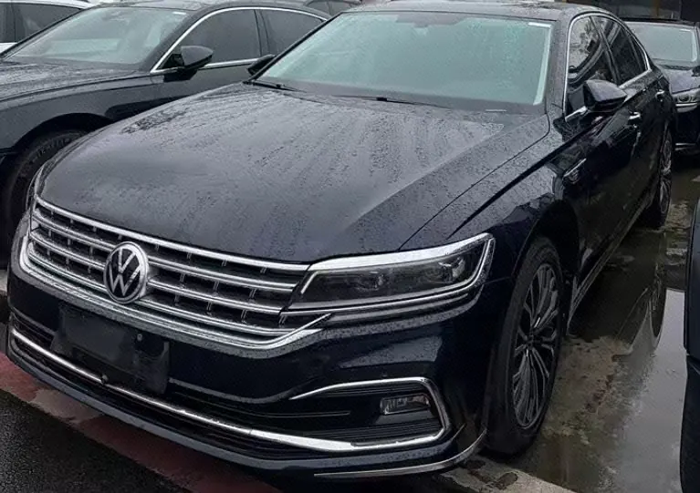 Volkswagen 2021 Huiang 2.0TSI 380TSI Deluxe Edition Automatic Gear - View 1