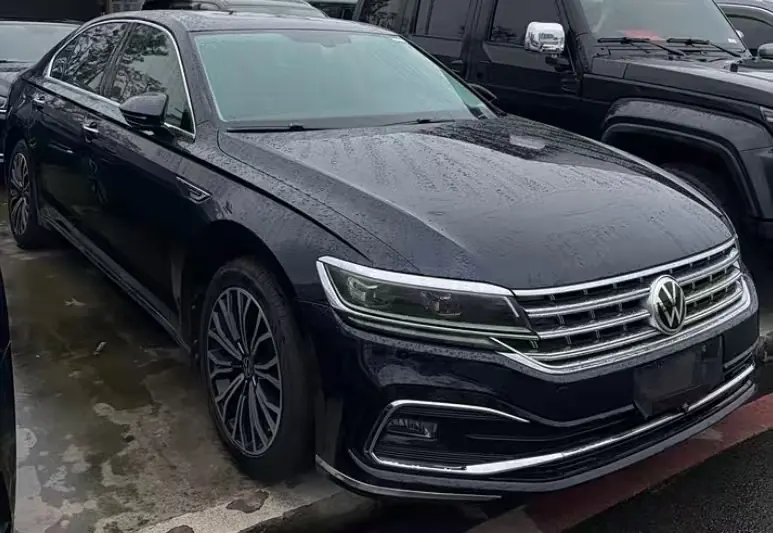 Volkswagen 2021 Huiang 2.0TSI 380TSI Deluxe Edition Automatic Gear 2