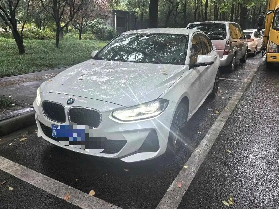 Open image lightbox: BMW 1 Series 2021 120i 1.5T M Sports Edition (Modified) Automatic Gear