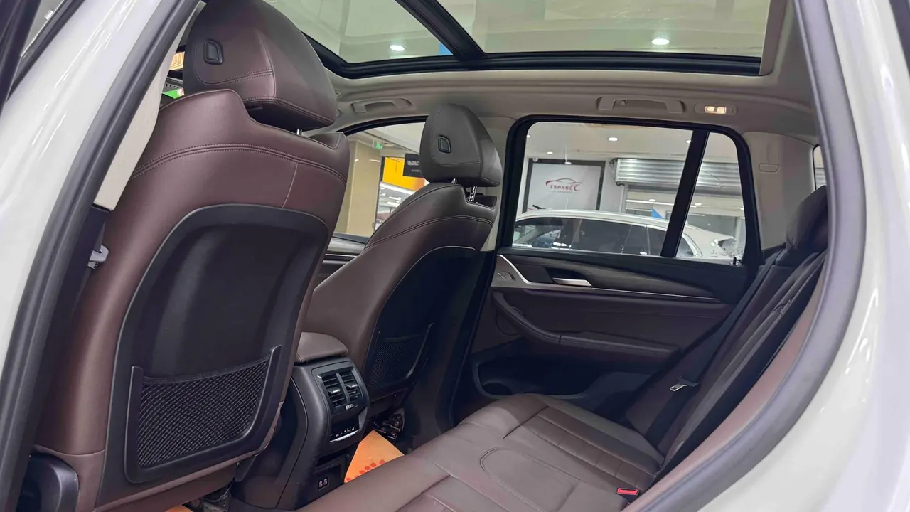 BMW 2021 X3 xDrive28i 2.0T M sports suit (changed) automatic gear 9
