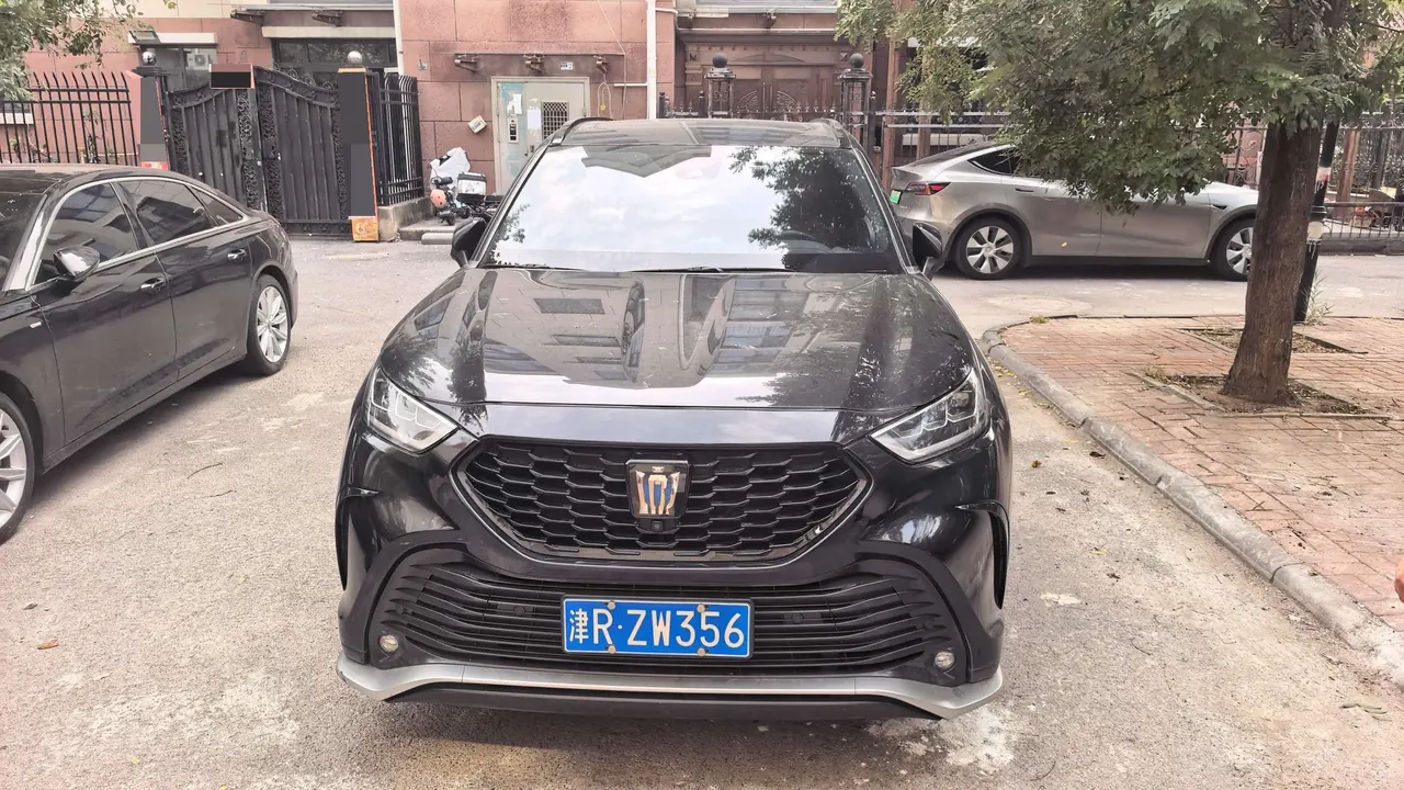 Toyota 2021 Crown Land Release 2.5 Stepless Four-wheel Drive Flagship Automatic Gear 3