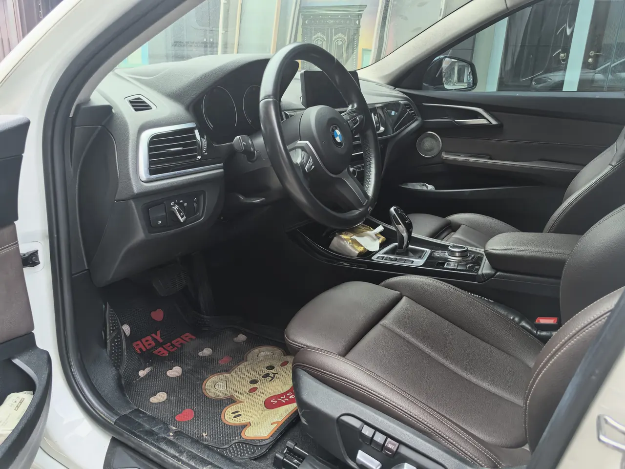 BMW 1 Series 2021 120i 1.5T M Sports Obsidian Night Edition Automatic Gear 4