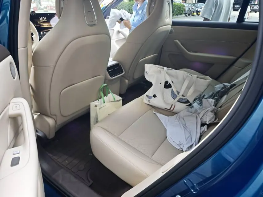 AITO 2026 AITO M6 Ultra 4WD Edition Automatic Gear 3