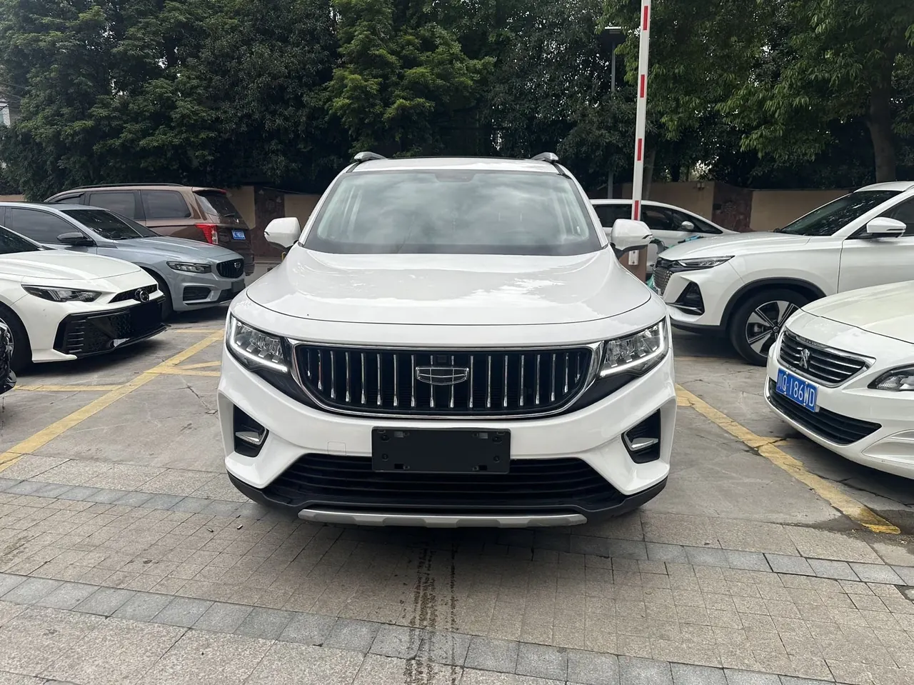 Geely 2022 Hao Yue 1.8TD Honorable 7-seat Automatic Transmission 2
