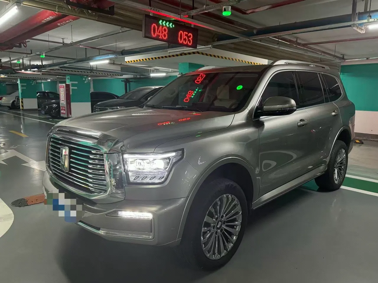 Открыть галерею: Tank 2023 Tank 500 48V 3.0T Business Edition 5-seat Automatic Gear