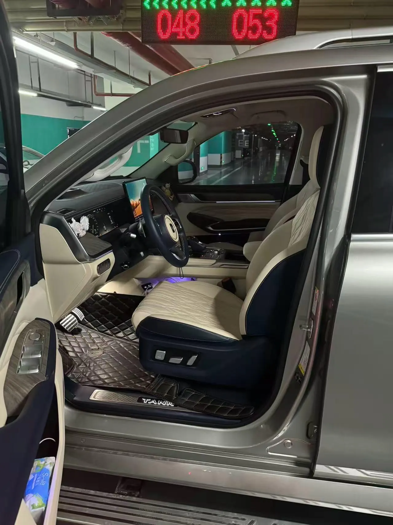 Tank 2023 Tank 500 48V 3.0T Business Edition 5-seat Automatic Gear 2