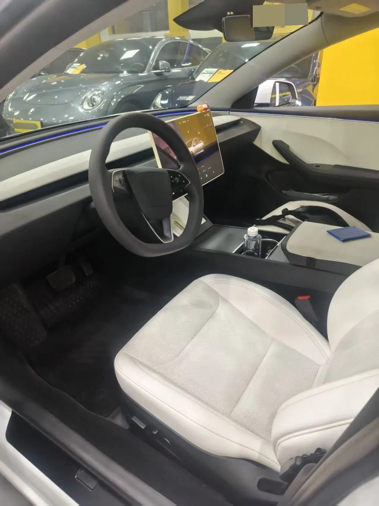 Tesla 2023 Model 3 Rejuvenation Edition Rear Wheel Drive Automatic Transmission 2