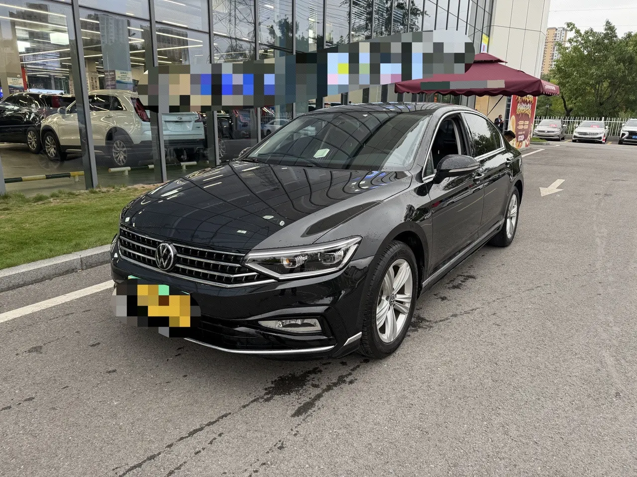打开图片灯箱:Volkswagen 2023 Magotan 1.4TSI 280TSI 2 million Commemorative Comfortable Automatic Gear