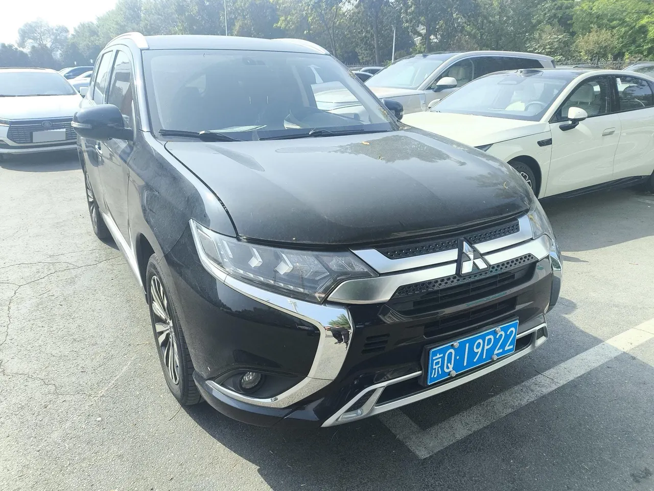 Mitsubishi 2021 Outlander 2.4 stepless four-wheel drive to enjoy the version of the 5-seat automatic gear 2