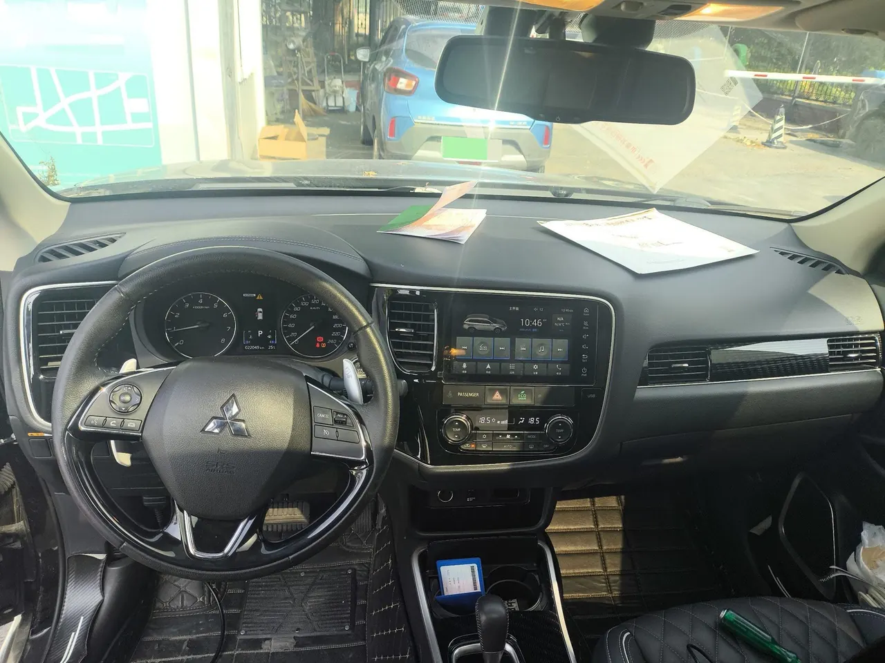 Mitsubishi 2021 Outlander 2.4 stepless four-wheel drive to enjoy the version of the 5-seat automatic gear 8