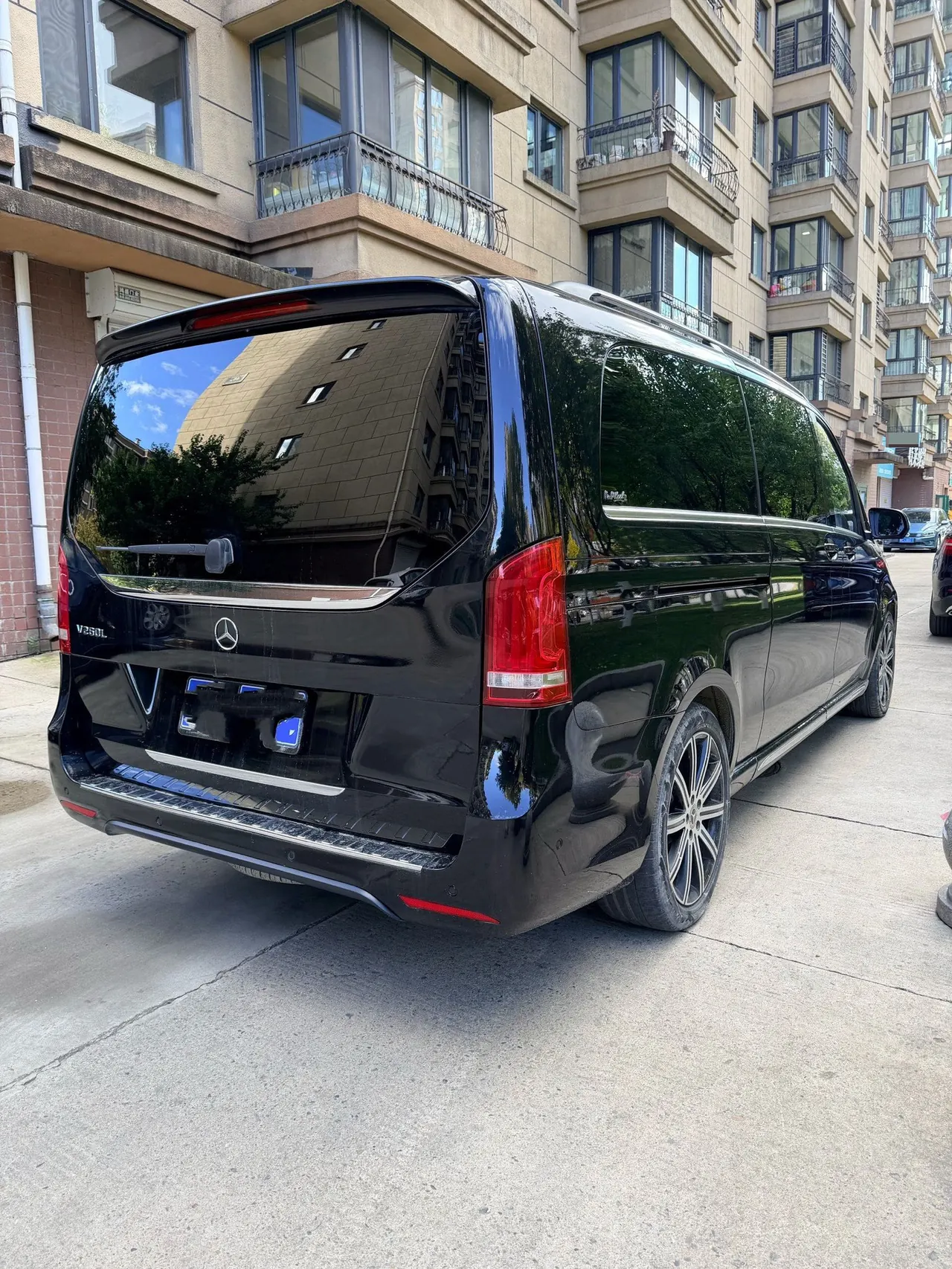 Mercedes Benz V 2021V 260 L 2.0T Deluxe Edition Automatic Gear 2