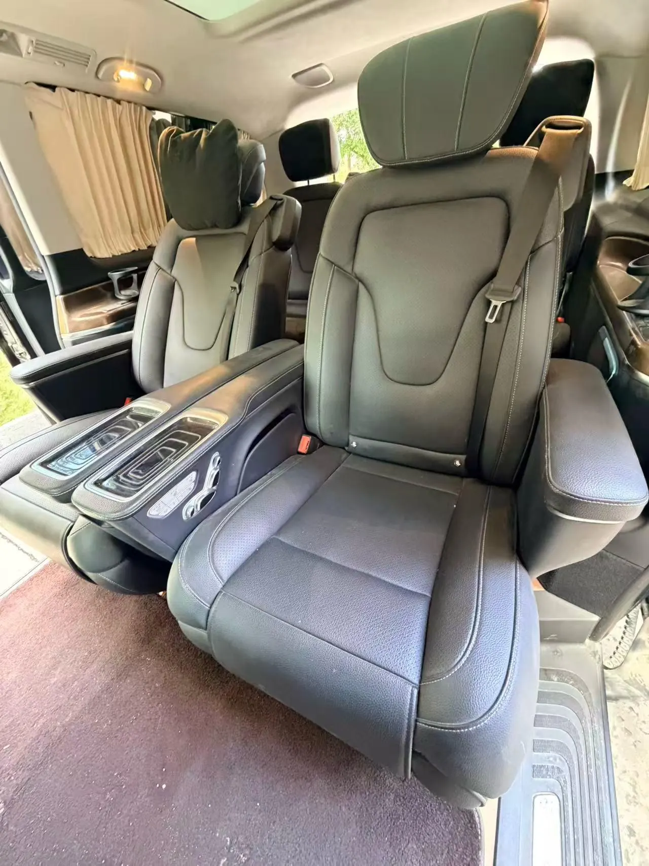Mercedes Benz V 2021V 260 L 2.0T Deluxe Edition Automatic Gear 6