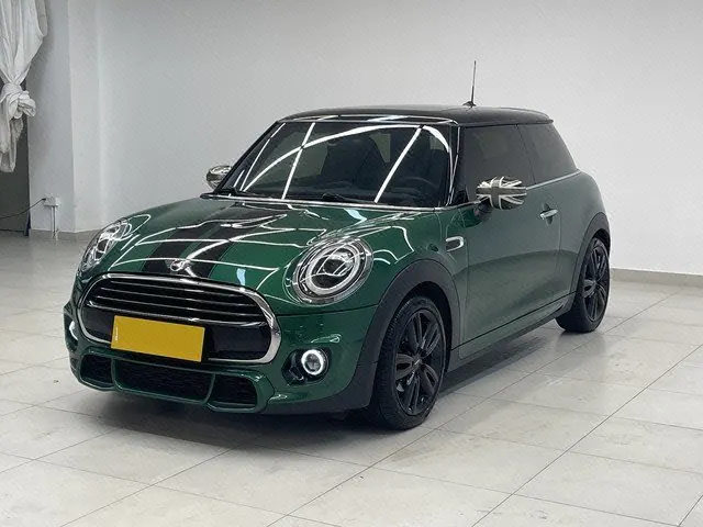 Open image lightbox: MINI Mini (Imported) 2021 Mini Cooper 1.5T Racer Automatic Gear