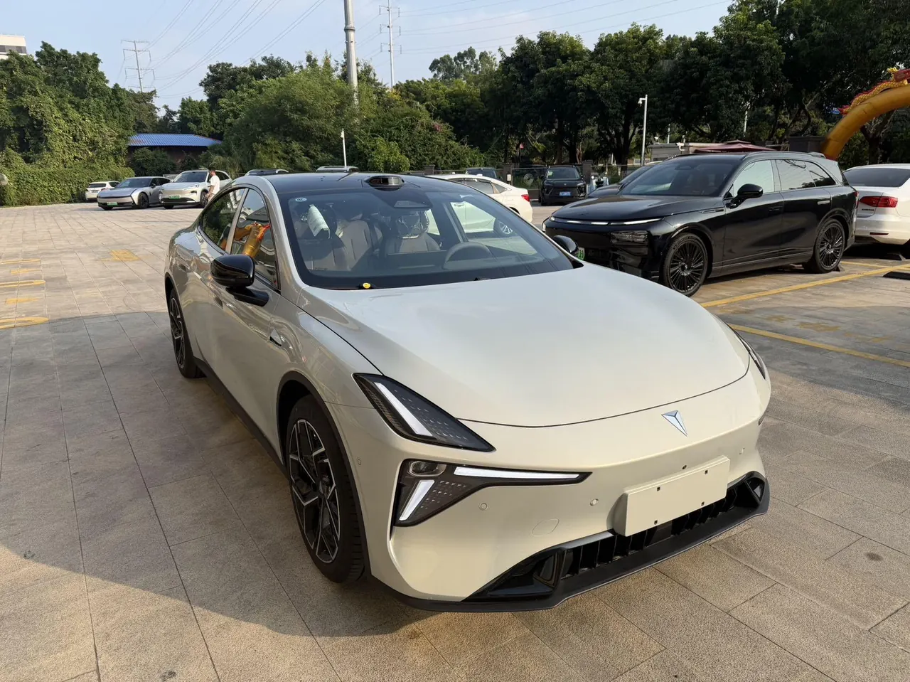 ChangAn Deepal 2026 L 06 560Ultra Laser Edition Automatic Gear 3