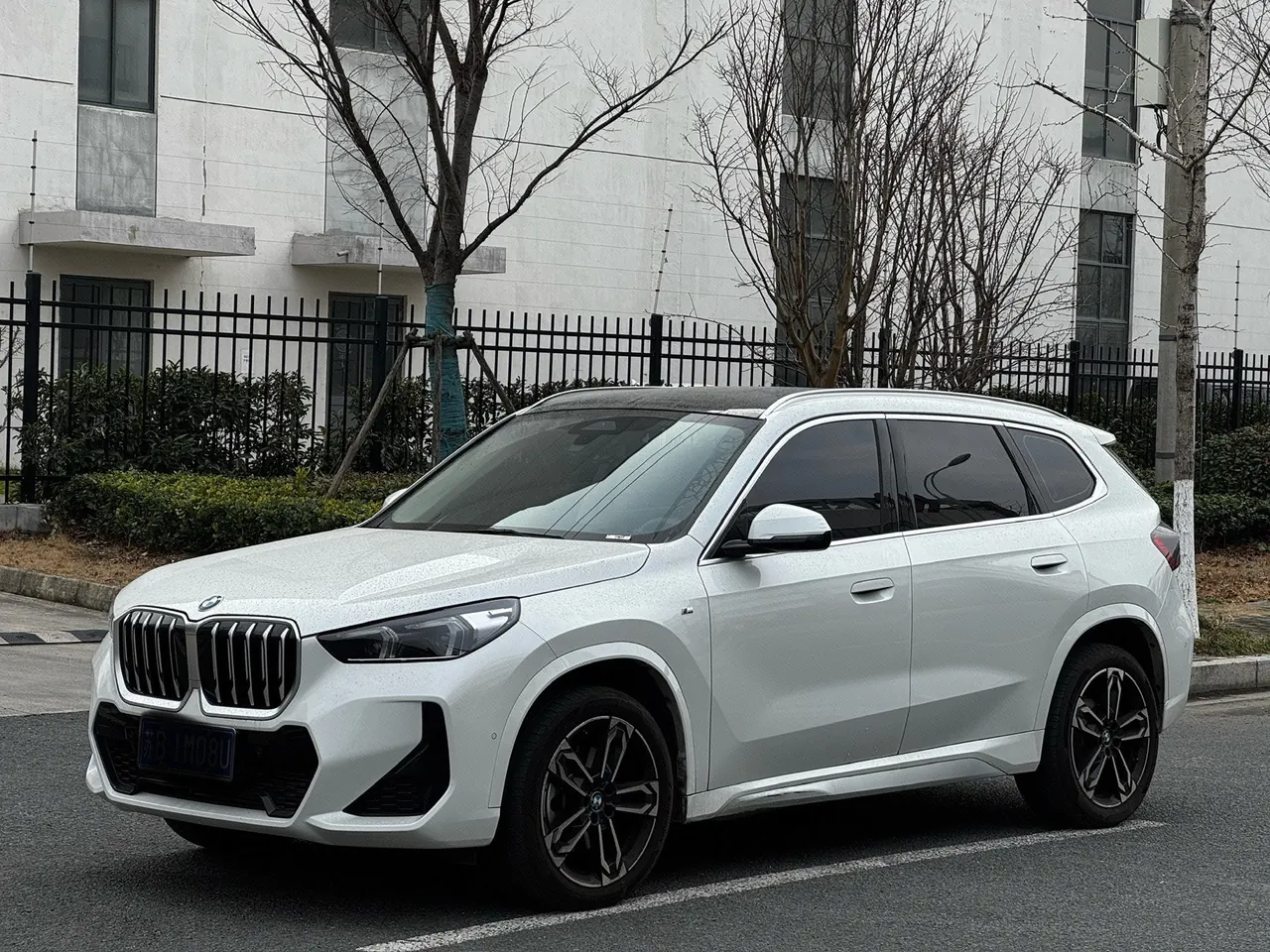 Open image lightbox: BMW 2023 X1 sDrive25Li 2.0T M sports suit automatic gear
