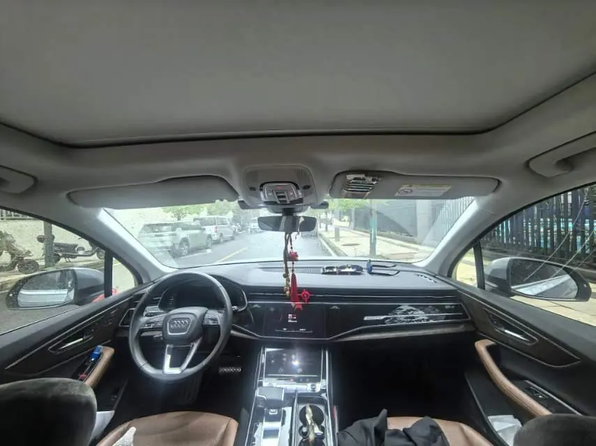 Audi Q7 (Imported) 2023 Q7 2.0TFSI 45TFSI Quattro S line Sports Automatic 2
