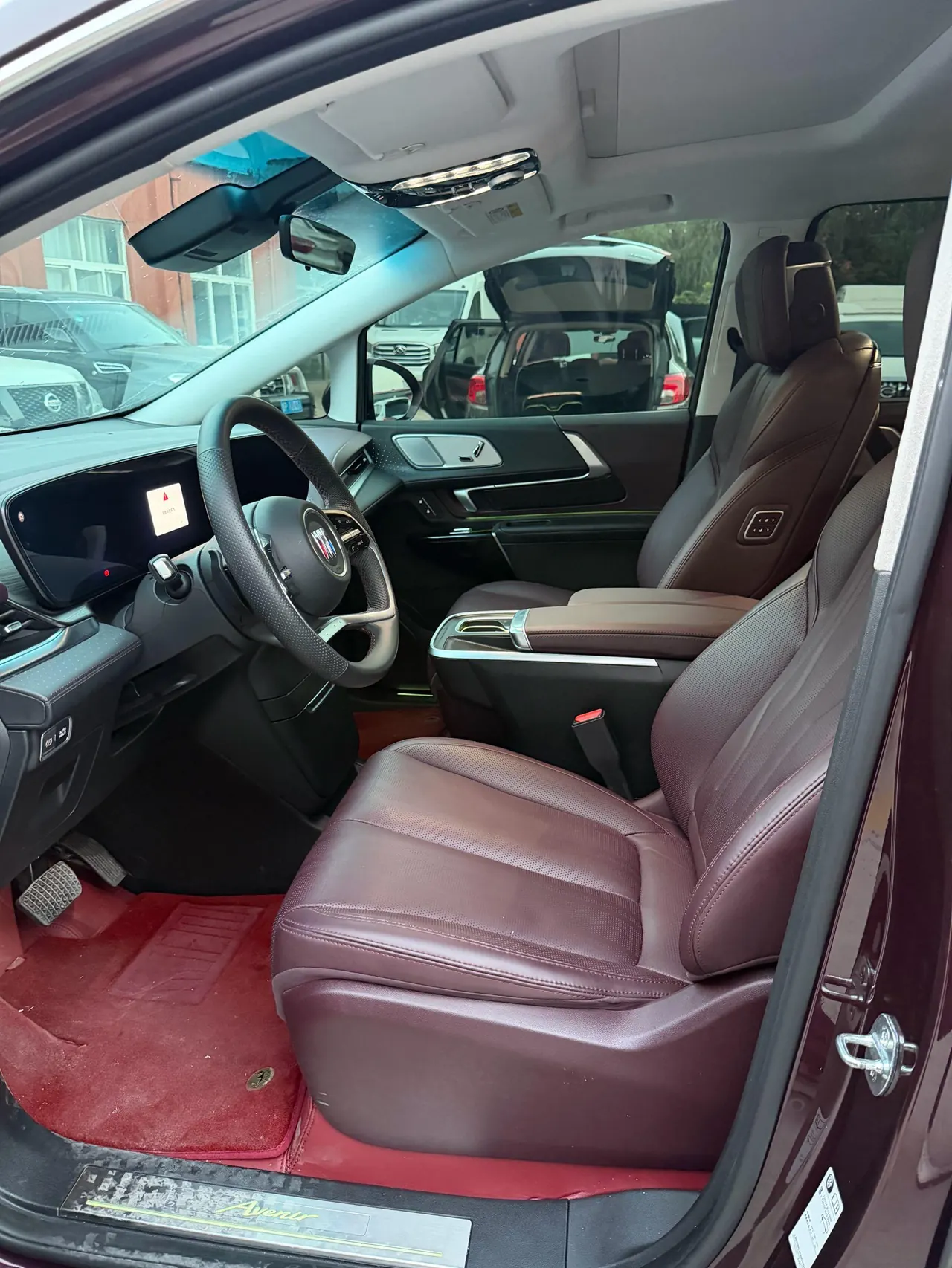 Buick 2023 Century 48V 2.0T Yunshi Edition 6-seat Automatic Gear 3