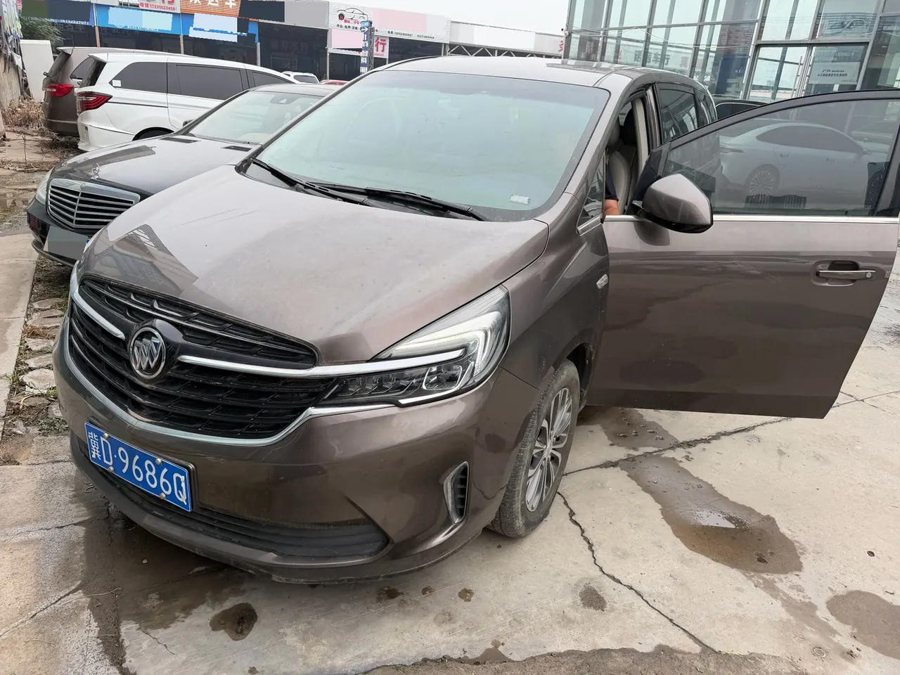 Buick 2021 GL8 Land Business Class 2.0T 652T Comfortable Automatic Gear 3