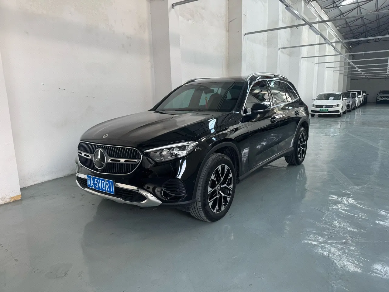 Открыть галерею: Mercedes Benz 2026 GLC 260 L 4MATIC 48V 2.0T Classic Edition (Modified) Automatic Gear