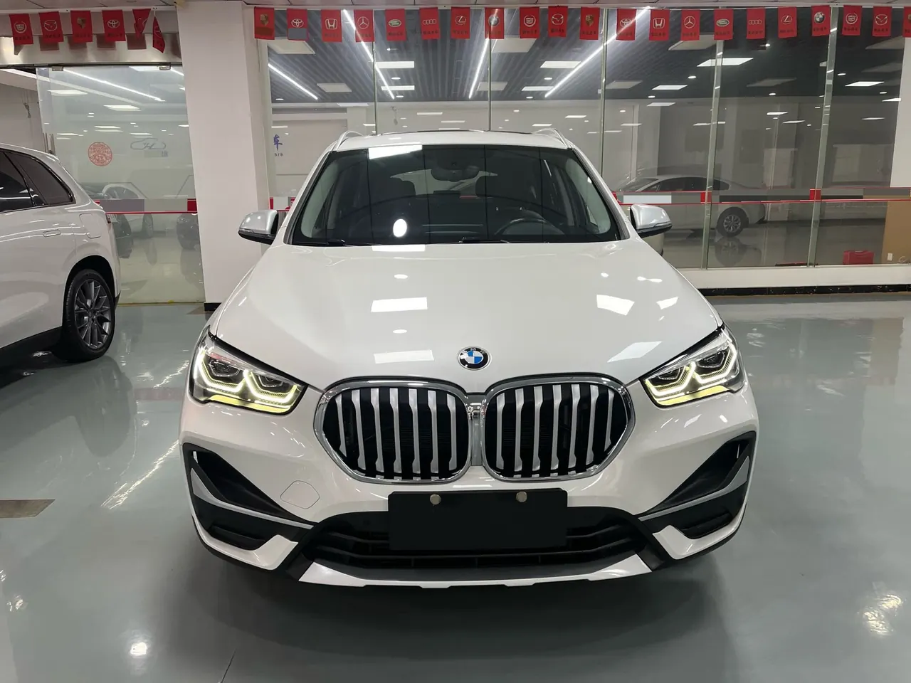 BMW 2021 X1 xDrive25Li 2.0T exclusive automatic gear 6