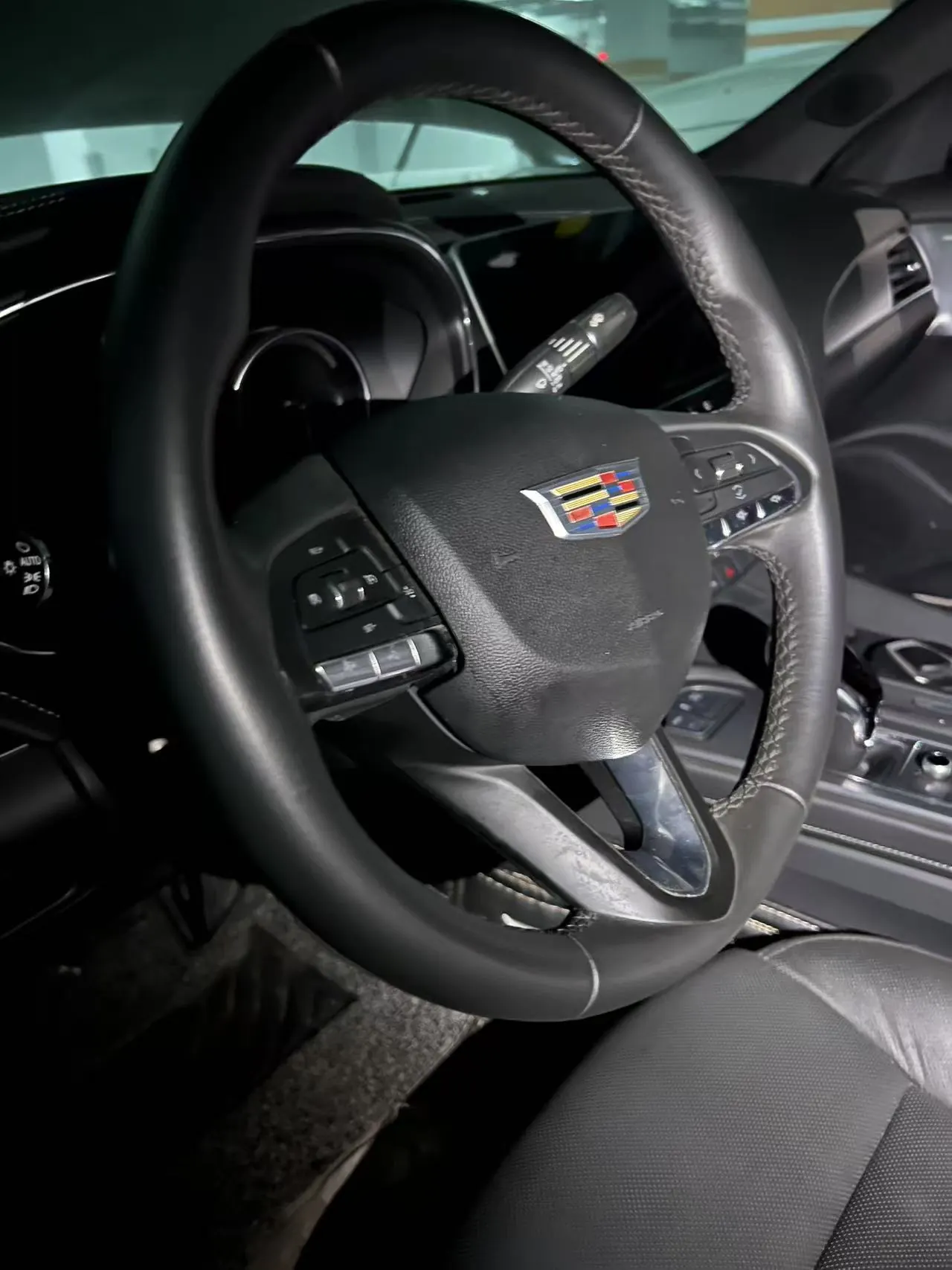 Cadillac 2021 CT5 2.0T 28T luxury automatic gear 3
