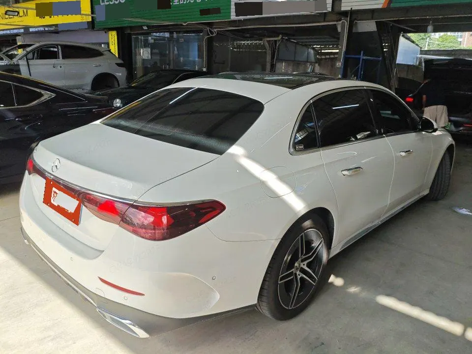 Mercedes Benz E Class 2024 E 300 L 48V 2.0T Luxury Sports (Modified) Automatic Gear 2