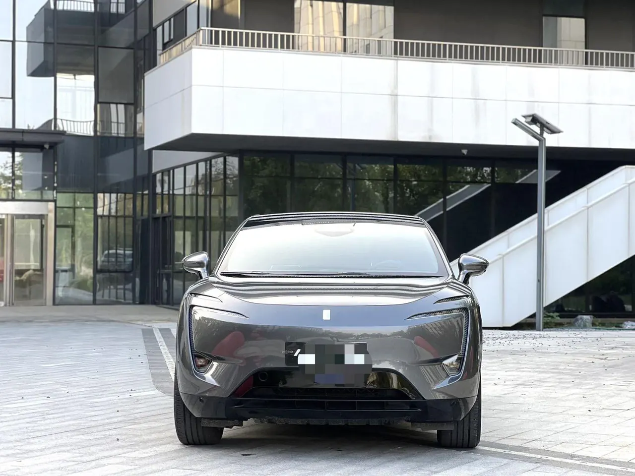 Avatr 2023 Avatr 11 HarmonyOS 90 kWh Rear-Wheel-Drive Automatic 2