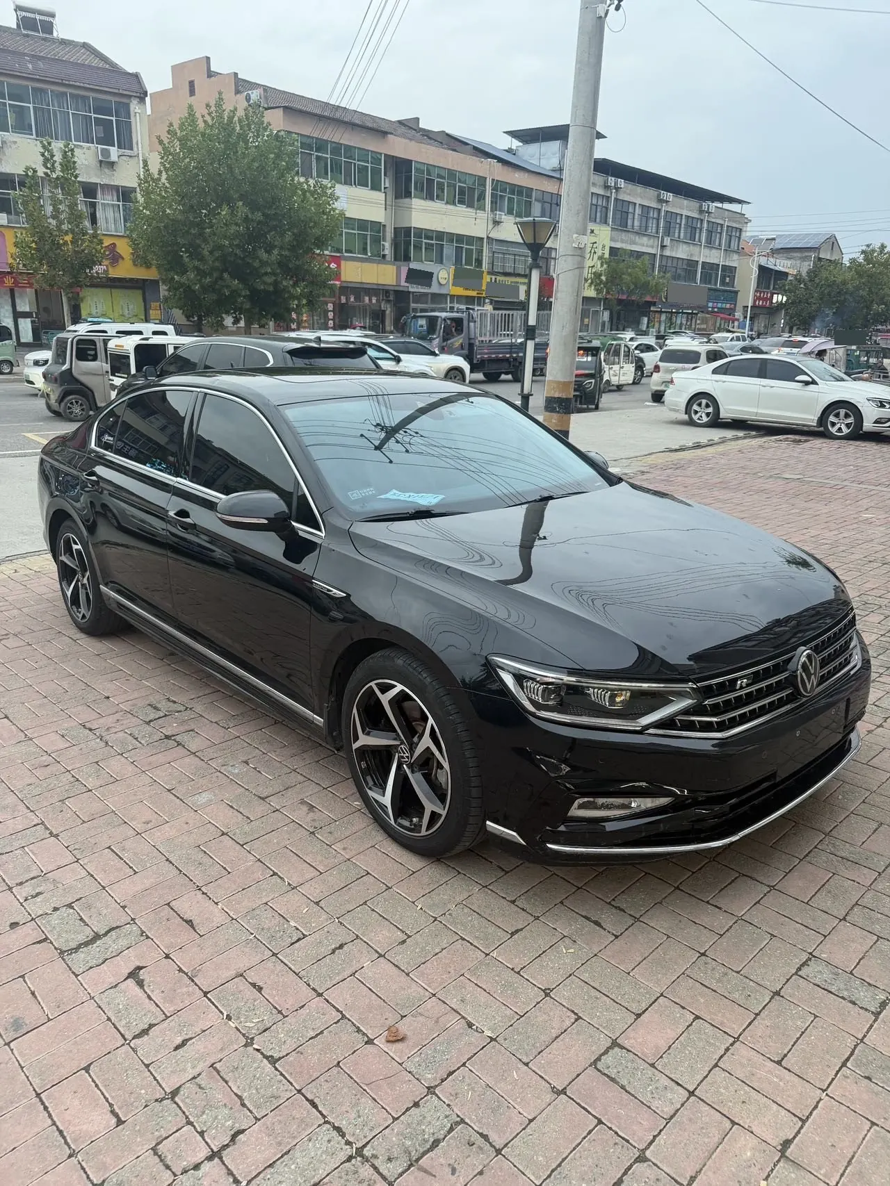 Volkswagen 2023 Magotan 2.0TSI 330TSI 2 million Commemorative Luxury Automatic Gear 3