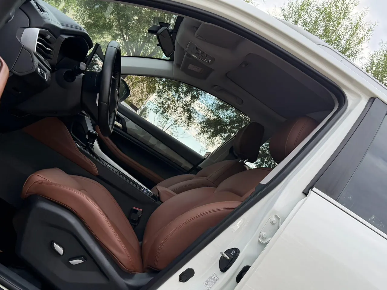 Geely Vision SUV(X6) 2021 Vision X6 Pro 1.4T Premium Automatic 10